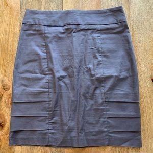 Super cute mauve straight skirt